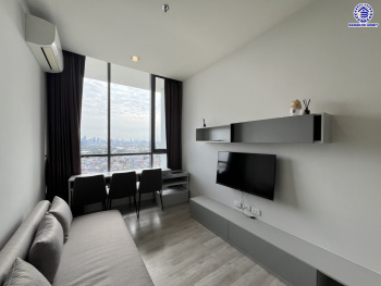 *****คอนโดมิเนียมมือสอง โครงการ นิช ไพรด์ เตาปูน-อินเตอร์เชนจ์ พื้นที่ใช้สอย 31.88 ตร.ม. ฟังก์ชัน 1 ห้องนอน 1 ห้องน้ำ บนทำเลเดินทางสะดวก เชื่อมต่อถนนกรุงเทพ-นนทบุรี ถนนประชาราษร์สาย1 ถนนวงศ์สว่าง และใกล้รถไฟฟ้าสายสีม่วง "สถานีเตาปูน"