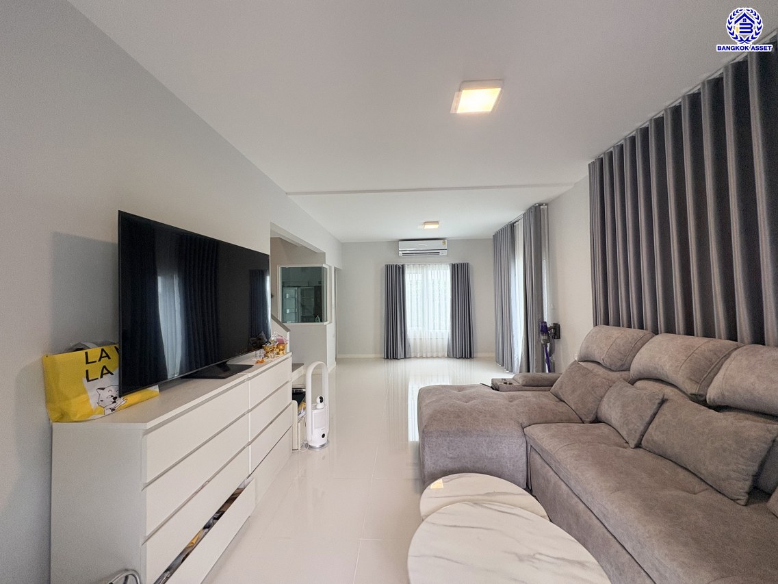 *****บ้านเดี่ยวมือสองนนทบุรี โครงการ ชัยพฤกษ์ เวสต์เกต คุณภาพระดับ L&H เนื้อที่กว้าง 54.00 ตร.ว. พื้นที่ใช้สอย 140 ตร.ม. ฟังก์ชัน 3 ห้องนอน 3 ห้องน้ำ บ้านใหม่สภาพดี หน้าบ้านไม่ชนใคร เป็นส่วนตัว บนทำเลแห่งการเดินทาง เชื่อมต่อถนนแก้วอินทร์, ถนนกาญจนาภิเษก ใกล้รถไฟฟ้าสายสีม่วง "สถานีตลาดบางใหญ่"