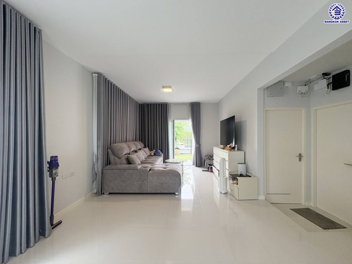 *****บ้านเดี่ยวมือสองนนทบุรี โครงการ ชัยพฤกษ์ เวสต์เกต คุณภาพระดับ L&H เนื้อที่กว้าง 54.00 ตร.ว. พื้นที่ใช้สอย 140 ตร.ม. ฟังก์ชัน 3 ห้องนอน 3 ห้องน้ำ บ้านใหม่สภาพดี หน้าบ้านไม่ชนใคร เป็นส่วนตัว บนทำเลแห่งการเดินทาง เชื่อมต่อถนนแก้วอินทร์, ถนนกาญจนาภิเษก ใกล้รถไฟฟ้าสายสีม่วง "สถานีตลาดบางใหญ่"