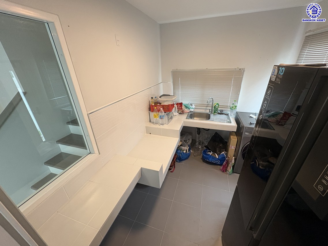 *****บ้านเดี่ยวมือสองนนทบุรี โครงการ ชัยพฤกษ์ เวสต์เกต คุณภาพระดับ L&H เนื้อที่กว้าง 54.00 ตร.ว. พื้นที่ใช้สอย 140 ตร.ม. ฟังก์ชัน 3 ห้องนอน 3 ห้องน้ำ บ้านใหม่สภาพดี หน้าบ้านไม่ชนใคร เป็นส่วนตัว บนทำเลแห่งการเดินทาง เชื่อมต่อถนนแก้วอินทร์, ถนนกาญจนาภิเษก ใกล้รถไฟฟ้าสายสีม่วง "สถานีตลาดบางใหญ่"