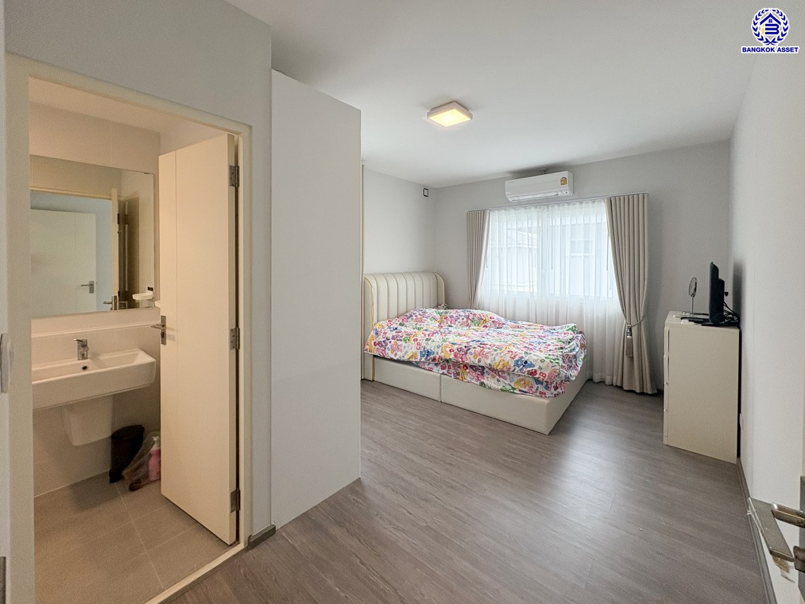 *****บ้านเดี่ยวมือสองนนทบุรี โครงการ ชัยพฤกษ์ เวสต์เกต คุณภาพระดับ L&H เนื้อที่กว้าง 54.00 ตร.ว. พื้นที่ใช้สอย 140 ตร.ม. ฟังก์ชัน 3 ห้องนอน 3 ห้องน้ำ บ้านใหม่สภาพดี หน้าบ้านไม่ชนใคร เป็นส่วนตัว บนทำเลแห่งการเดินทาง เชื่อมต่อถนนแก้วอินทร์, ถนนกาญจนาภิเษก ใกล้รถไฟฟ้าสายสีม่วง "สถานีตลาดบางใหญ่"