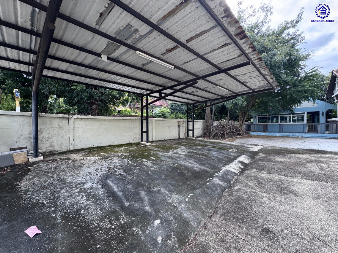 *****บ้านเดี่ยวมือสองนนทบุรี โครงการ ชลลดา บางบัวทอง หลังมุม เนื้อที่ 213 ตร.ว. พื้นที่ใช้สอย 419.81 ตร.ม. บ้านพร้อมอยู่ ฟังก์ชันจัดเต็ม 4 ห้องนอน 5 ห้องน้ำ จอดรถได้ 6 คัน พร้อม Facilities ครบ! บนทำเลคุณภาพ เชื่อมต่อได้หลายเส้นทาง ใกล้เซ็นทรัลเวสต์เกต และรถไฟฟ้าสายสีม่วง "สถานีบางพลู"