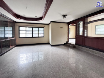 *****บ้านเดี่ยวมือสองนนทบุรี โครงการ ชลลดา บางบัวทอง หลังมุม เนื้อที่ 213 ตร.ว. พื้นที่ใช้สอย 419.81 ตร.ม. บ้านพร้อมอยู่ ฟังก์ชันจัดเต็ม 4 ห้องนอน 5 ห้องน้ำ จอดรถได้ 6 คัน พร้อม Facilities ครบ! บนทำเลคุณภาพ เชื่อมต่อได้หลายเส้นทาง ใกล้เซ็นทรัลเวสต์เกต และรถไฟฟ้าสายสีม่วง "สถานีบางพลู"