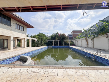 *****บ้านเดี่ยวมือสอง โครงการ เมืองเอก โครงการ4 หลังริม เนื้อที่ 402 ตร.ว. ฟังก์ชัน 5 ห้องนอน 6 ห้องน้ำ 4 ที่จอดรถ บ้านสวยพร้อมอยู่ โครงการบนทำเลเดินทางสะดวก เชื่อมต่อถนนวิภาวดี-รังสิต ถนนพหลโยธิน ถนนรามอินทรา ใกล้รถไฟฟ้าสายสีแดง "สถานีหลักหก" และจุดขึ้นทางด่วน "อุตราภิมุข"