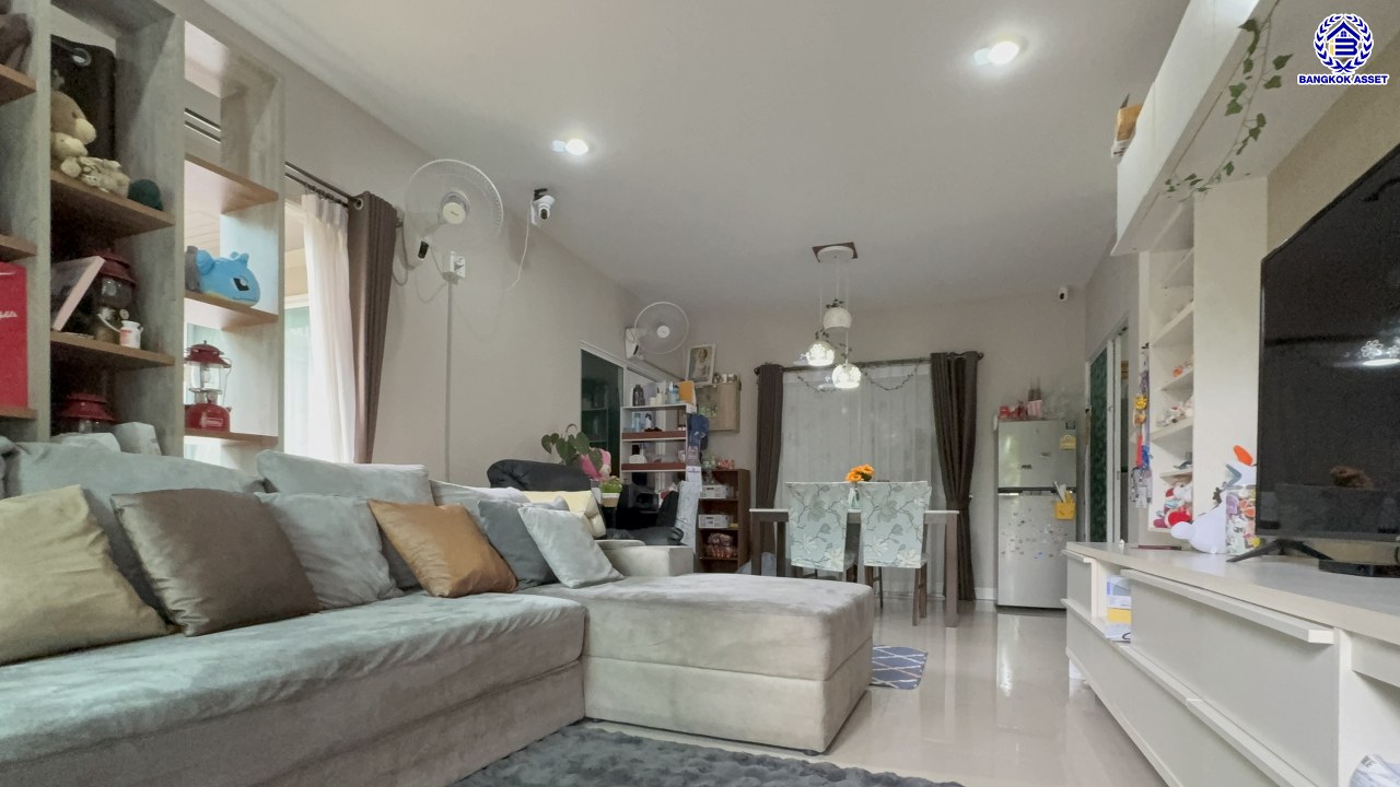 *****บ้านเดี่ยวมือสองนนทบุรี โครงการ คณาสิริ ชัยพฤกษ์-วงแหวน จากแบรนด์ชื่อดัง Sansiri เนื้อที่ 64.8 ตร.ว. พื้นที่ใช้สอย 147 ตร.ม. ฟังก์ชัน 4 ห้องนอน 3 ห้องน้ำ 2 ที่จอด บ้านสวยพร้อมอยู่ เชื่อมต่อถนนบางกรวย-ไทรน้อย ใกล้รถไฟฟ้าสายสีม่วง "สถานีคลองบางไผ่"