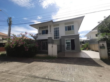 *****บ้านเดี่ยวมือสองนนทบุรี โครงการ พฤกษาวิลเลจ31 เดอะซีซั่น หลังมุม เนื้อที่กว้าง 54.40 ตร.ว. พื้นที่ใช้สอย 150 ตร.ม. ฟังก์ชัน 4 ห้องนอน 2 ห้องน้ำ 2 ที่จอดรถ โครงการตั้งบนทำเลดี เชื่อมต่อถนนกาญจนาภิเษก ใกล้รถไฟฟ้าสายสีม่วง "คลองบางไผ่" ใกล้จุดขึ้นทางด่วน "กาญจนาภิเษก"และใกล้เซ็นทรัลเวสต์เกต พร้อมเข้าอยู่ได้เลย