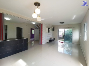 *****บ้านเดี่ยวมือสองนนทบุรี โครงการ พฤกษาวิลเลจ31 เดอะซีซั่น หลังมุม เนื้อที่กว้าง 54.40 ตร.ว. พื้นที่ใช้สอย 150 ตร.ม. ฟังก์ชัน 4 ห้องนอน 2 ห้องน้ำ 2 ที่จอดรถ โครงการตั้งบนทำเลดี เชื่อมต่อถนนกาญจนาภิเษก ใกล้รถไฟฟ้าสายสีม่วง "คลองบางไผ่" ใกล้จุดขึ้นทางด่วน "กาญจนาภิเษก"และใกล้เซ็นทรัลเวสต์เกต พร้อมเข้าอยู่ได้เลย