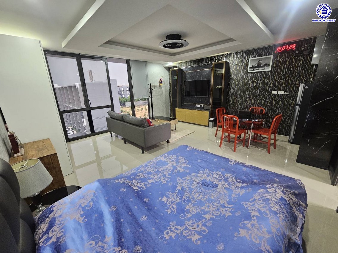 *****อาคารพาณิชย์มือสองนนทบุรี โครงการ T59 Westgate รัตนาธิเบศร์ หลังริม เนื้อที่ดิน 26.90 ตร.ว. พื้นที่ใช้สอย 235.50 ตร.ม. ฟังก์ชัน 4 ห้องนอน 3 ห้องน้ำ บนทำเลติด ถนนรัตนาธิเบศร์ ใกล้รถไฟฟ้าสายสีม่วง "สถานีสามแยกบางใหญ่" ใกล้จุดขึ้นทางด่วน "ศรีรัช" และใกล้เซ็นทรัลเวสต์เกต จองเลย!