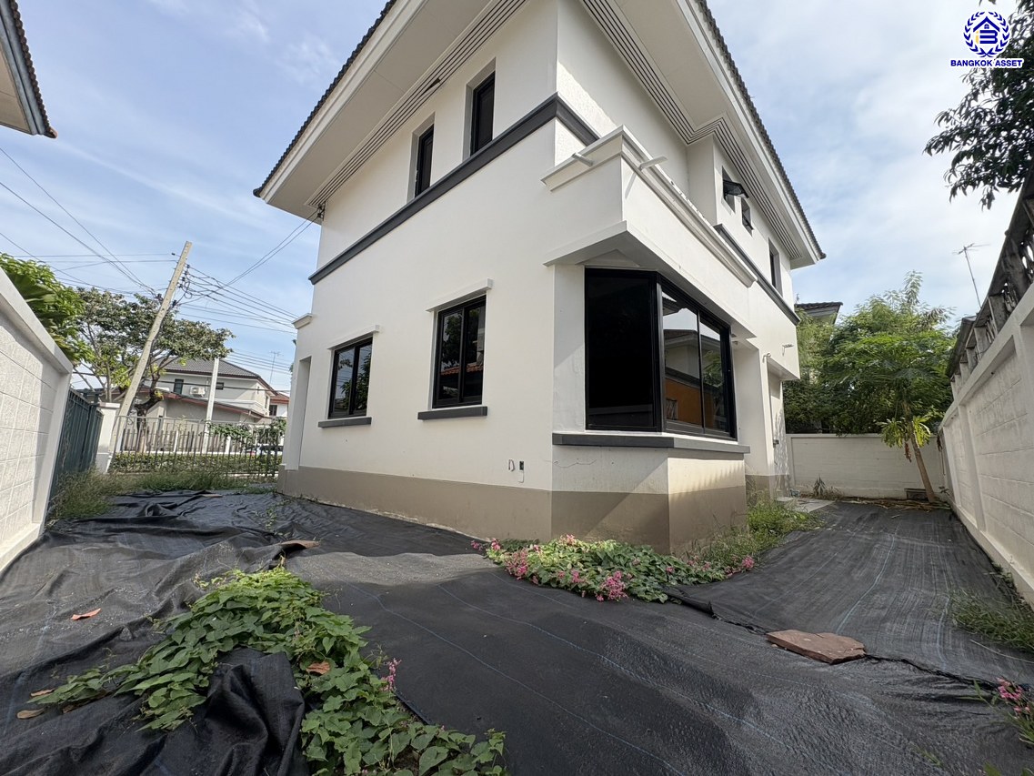 *****บ้านเดี่ยวมือสอง นนทบุรี โครงการ ชัยพฤกษ์ วัดลาดปลาดุก แบรนด์ LH ตอบโจทย์ทุกการอยู่อาศัย เนื้อที่ 52 ตร.ว. พื้นที่ใช้สอย 141 ตร.ม. ฟังก์ชัน 3 ห้องนอน 2 ห้องน้ำ บนทำเลดีที่สุด ใกล้เซ็นทรัล เวสต์เกต ทางด่วน "กาญจนาภิเษก" และรถไฟฟ้าสายสีม่วง "สถานีคลองบางไผ่"