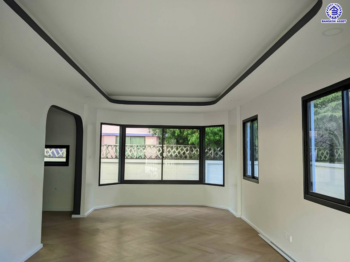 *****บ้านเดี่ยวมือสอง นนทบุรี โครงการ ชัยพฤกษ์ วัดลาดปลาดุก แบรนด์ LH ตอบโจทย์ทุกการอยู่อาศัย เนื้อที่ 52 ตร.ว. พื้นที่ใช้สอย 141 ตร.ม. ฟังก์ชัน 3 ห้องนอน 2 ห้องน้ำ บนทำเลดีที่สุด ใกล้เซ็นทรัล เวสต์เกต ทางด่วน "กาญจนาภิเษก" และรถไฟฟ้าสายสีม่วง "สถานีคลองบางไผ่"