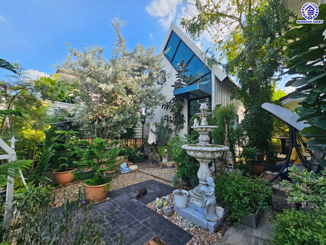 *****บ้านเดี่ยวมือสอง โครงการ พฤกษ์ลดา รังสิต-คลอง4 แบรนด์ LH ตอบโจทย์ทุกการอยู่อาศัย เนื้อที่ 72 ตร.ว. พื้นที่ใช้สอย 310 ตร.ม. ฟังก์ชัน 3 ห้องนอน 3 ห้องน้ำ จอดรถได้ 2 คัน บนทำเลดีที่สุด ใกล้ฟิวเจอร์พารค์รังสิต