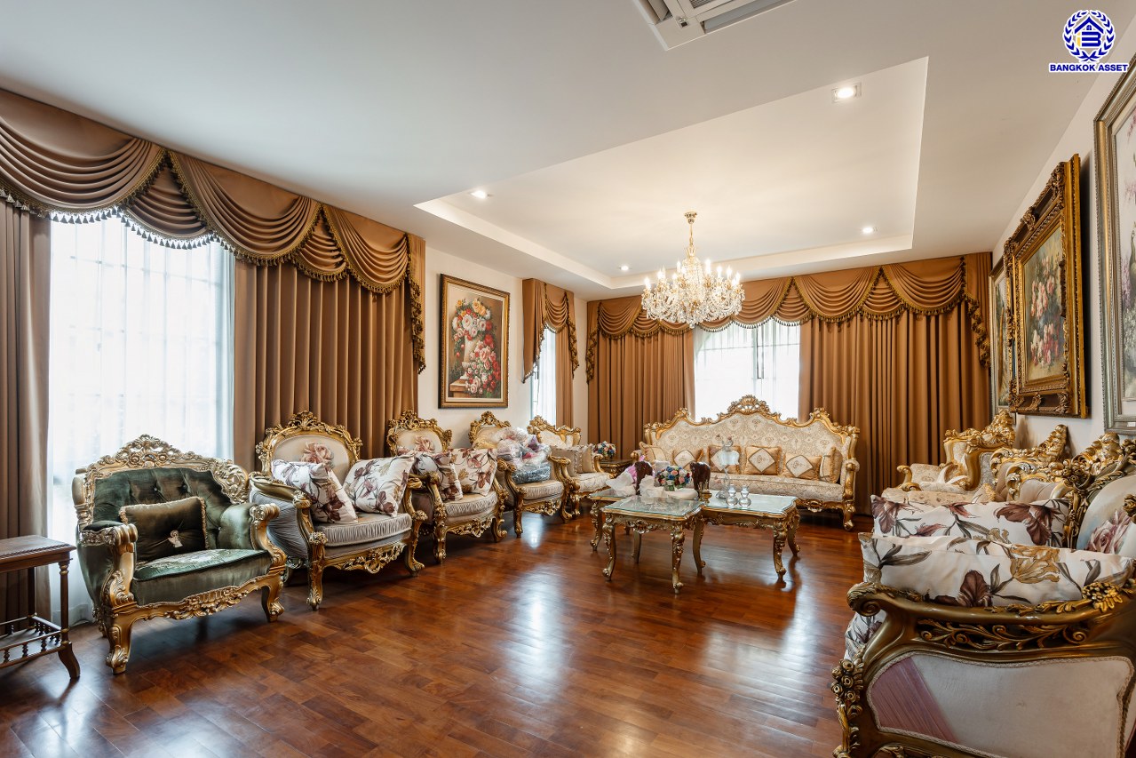 *****บ้านเดี่ยวมือสองกรุงเทพฯ โครงการ เดอะแกรนด์ อัลพีน่า ปิ่นเกล้า เนื้อที่ 140.80 ตร.ว. พื้นที่ใช้สอย 475 ตร.ม. ฟังก์ชัน 5 ห้องนอน 6 ห้องน้ำ จอดรถได้ 3 คัน บนทำเลเชื่อมต่อหลายเส้นทาง อาทิถนนบรมราชชนนี, ถนนพุทธมณฑลสาย3 ใกล้เซ็นทรัล ปิ่นเกล้า, ม.มหิดล และทางคู่ขนานลอยฟ้าบรมราชชนนี