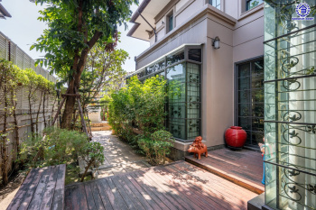 *****บ้านเดี่ยวมือสองกรุงเทพฯ โครงการ เดอะแกรนด์ อัลพีน่า ปิ่นเกล้า เนื้อที่ 140.80 ตร.ว. พื้นที่ใช้สอย 475 ตร.ม. ฟังก์ชัน 5 ห้องนอน 6 ห้องน้ำ จอดรถได้ 3 คัน บนทำเลเชื่อมต่อหลายเส้นทาง อาทิถนนบรมราชชนนี, ถนนพุทธมณฑลสาย3 ใกล้เซ็นทรัล ปิ่นเกล้า, ม.มหิดล และทางคู่ขนานลอยฟ้าบรมราชชนนี