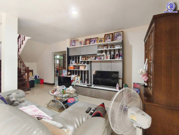 *****บ้านเดี่ยวมือสอง นนทบุรี โครงการ ลภาวัน9 บางกรวย-ไทรน้อย หลังมุม เนื้อที่กว้าง 74.9 ตร.ว. ฟังก์ชัน 4 ห้องนอน 3 ห้องน้ำ 2 ที่จอดรถ บ้านสภาพดีเยี่ยมเหมือนใหม่ พร้อมเข้าอยู่ บนทำเลเข้า-ออกในเมืองได้ง่าย เชื่อมต่อถนนชัยพฤกษ์ ถนนกาญจนาภิเษก ถนนราชพฤกษ์ ใกล้เซ็นทรัลเวสต์เกต