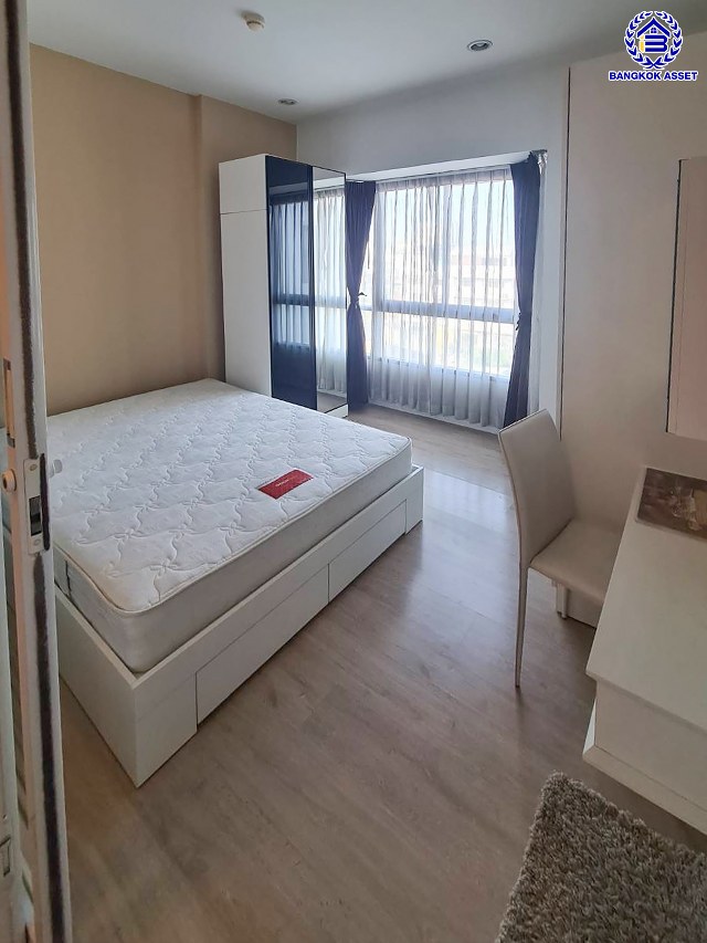 *****คอนโดมิเนียมมือสอง โครงการ เอสวัน พระราม9 พื้นที่ใช้สอย 32.67 ตร.ม. ฟังก์ชัน 1 ห้องนอน 1 ห้องน้ำ บนทำเลเดินทางสะดวก เชื่อมต่อถนนพระราม9, ถนนศรีนครินทร์, ถนนรามคำแหง และใกล้รถไฟฟ้าสายสีเหลือง "สถานีศรีเทพา" และจุดขึ้นทางด่วน "ศรีรัช"