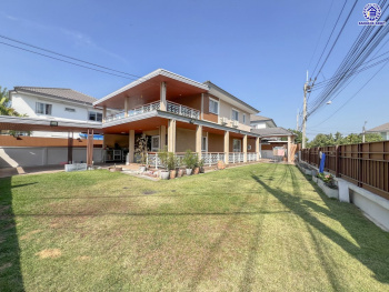 *****บ้านมือสองนนทบุรี โครงการ เทรนดี้ ธารา บางใหญ่ หลังมุม เนื้อที่ 109.4 ตร.ว. พื้นที่ใช้สอย 260 ตร.ม. ฟังก์ชัน 4 ห้องนอน 2 ห้องน้ำ จอดรถได้ 2 คัน ตอบโจทย์ทุกความต้องการของผู้อยู่อาศัย เชื่อมต่อหลายเส้นทาง ใกล้รถไฟฟ้าสายสีม่วง "สถานีคลองบางไผ่"