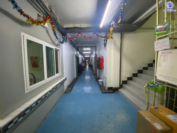 *****คอนโดมิเนียมมือสอง โครงการ โสสุนครคอนโด เรวดี (อาคาร4) พื้นที่ใช้สอย 32 ตร.ม. ฟังก์ชัน 1 ห้องนอน 1 ห้องน้ำ บนทำเลเดินทางสะดวก เชื่อมต่อเชื่อมต่อถนนรัตนาธิเบศร์, ถนนติวานนท์, ถนนเลี่ยงเมืองนนทบุรี และใกล้รถไฟฟ้าสายสีม่วง "สถานีศูนย์ราชการนนทบุรี" และจุดขึ้นทางด่วน "งามวงศ์วาน"