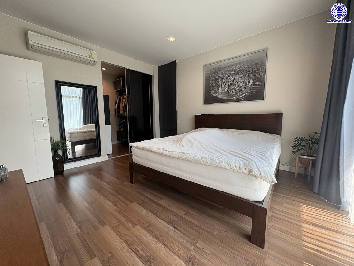 *****บ้านเดี่ยวมือสอง โครงการ เศรษฐสิริ แจ้งวัฒนะ-ประชาชื่น เนื้อที่ 56.2 ตร.ว. พื้นที่ใช้สอย 165 ตร.ม. ฟังก์ชัน 3 ห้องนอน 3 ห้องน้ำ 2 ที่จอดรถ พร้อมเข้าอยู่ หน้าโครงการติดถนนใหญ่ เชื่อมต่อถนนงามวงศ์วาน ใกล้จุดขึ้นทางด่วน "แจ้งวัฒนะ"