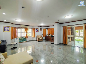 *****บ้านเดี่ยวมือสอง โครงการ ปาริชาติ 345 หลังมุม เนื้อที่กว้าง 76 ตร.ว.พื้นที่ใช้สอย 140 ตร.ม. ฟังก์ชัน 4 ห้องนอน 3 ห้องน้ำ 2 ที่จอดรถ บนทำเลเดินทางสะดวกสบาย เชื่อมต่อถนนสะพานนนทบุรี-บางบัวทอง ถนนรัตนาธิเบศร์ ถนนราชพฤกษ์ ใกล้ห้างสรรพสินค้าโรบินสันศรีสมาน