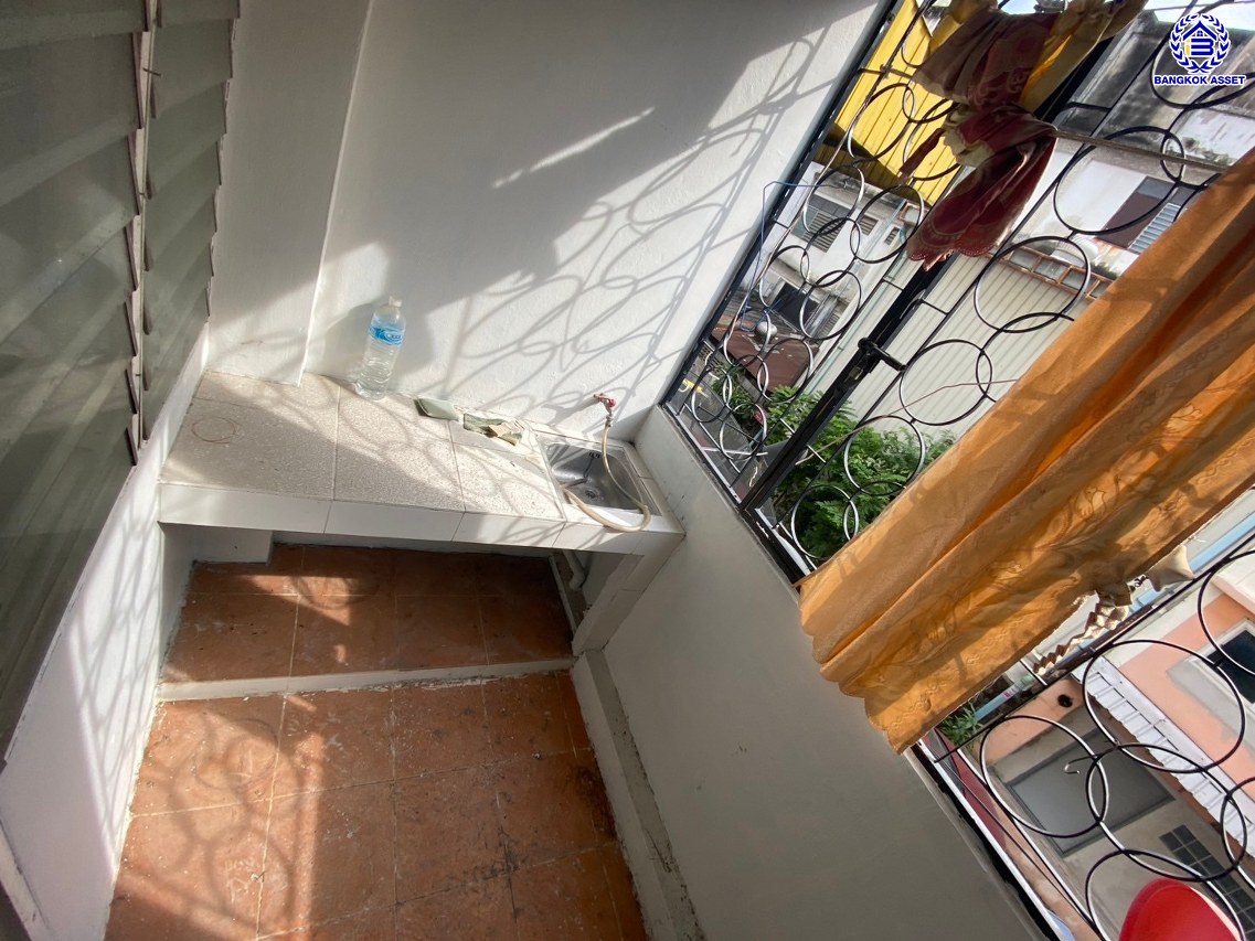 *****คอนโดมิเนียมมือสองย่านนนทบุรี โครงการ โสสุนครคอนโด เรวดี46 บนพื้นที่ใช้สอย 32 ตร.ม. ฟังก์ชัน 1 ห้องนอน 1 ห้องน้ำ บนทำเลเชื่อมต่อถนนรัตนาธิเบศร์, ถนนเลี่ยงเมืองนนท์, ถนนติวานนท์ ใกล้รถไฟฟ้าสายสีม่วง "สถานีบางกระสอ" และ ใกล้จุดขึ้นทางด่วน "ศรีรัช"