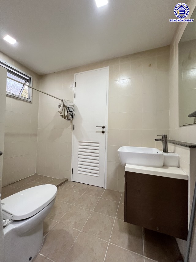 *****บ้านเดี่ยวมือสอง โครงการ ฮาบิเทีย ราชพฤกษ์ หลังมุม จากแบรนด์คุณภาพ Sansiri เนื้อที่ 50 ตร.ว. พื้นที่ใช้สอย 140 ตร.ม. ฟังก์ชัน 3 ห้องนอน 2 ห้องน้ำ จอดรถได้ 2 คัน บนทำเลติดถนนใหญ่345 พร้อมเชื่อมสู่ราชพฤกษ์, แจ้งวัฒนะ และติวานนท์ ฯลฯ ได้อย่างรวดเร็ว ใกล้ทางด่วน "ศรีสมาน" และรายล้อมด้วยสิ่งอำนวยความสะดวกครบ