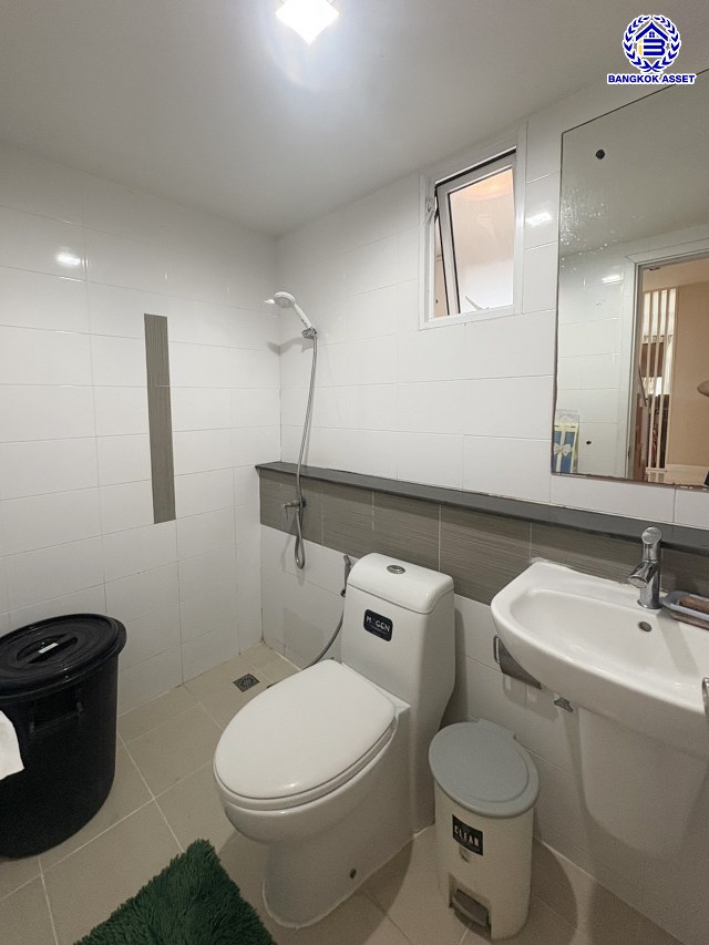 *****บ้านเดี่ยวมือสอง โครงการ เดอะแพลนท์ บางนา หลังมุม เนื้อที่ 63.50 ตร.ว. พื้นที่ใช้สอย 194 ตร.ม. ฟังก์ชัน 4 ห้องนอน 3 ห้องน้ำ บนทำเลเชื่อมต่อถนนกิ่งแก้ว, ถนนบางนา-ตราด, ถนนสุวรรณภูมิ3 ใกล้จุดขึ้นทางด่วน ทางพิเศษบูรพาวิถี และใกล้เมกาบางนา, เซ็นทรัลบางนา