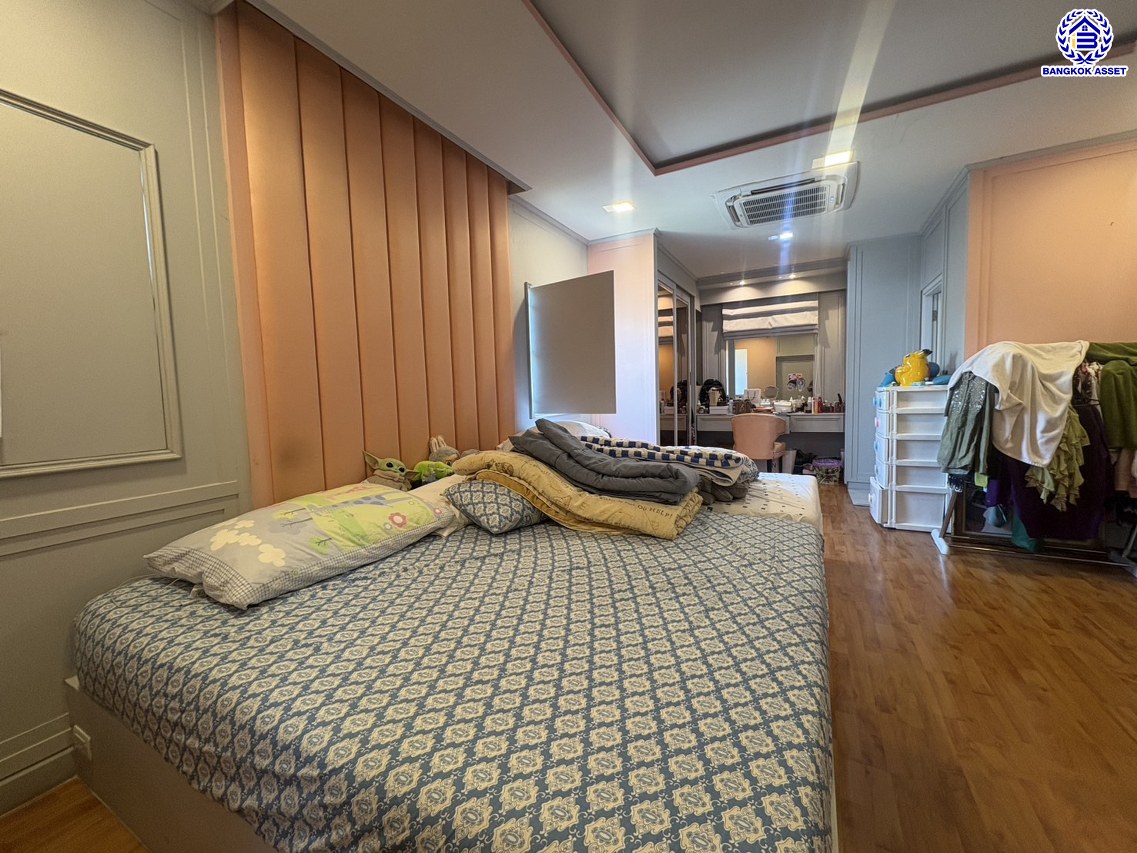 *****บ้านเดี่ยวมือสอง โครงการ เดอะแพลนท์ บางนา หลังมุม เนื้อที่ 63.50 ตร.ว. พื้นที่ใช้สอย 194 ตร.ม. ฟังก์ชัน 4 ห้องนอน 3 ห้องน้ำ บนทำเลเชื่อมต่อถนนกิ่งแก้ว, ถนนบางนา-ตราด, ถนนสุวรรณภูมิ3 ใกล้จุดขึ้นทางด่วน ทางพิเศษบูรพาวิถี และใกล้เมกาบางนา, เซ็นทรัลบางนา