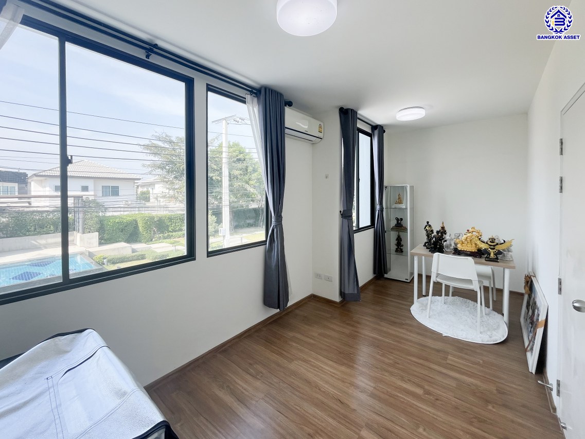 *****ทาวน์เฮ้าส์มือสองนนทบุรี โครงการ พลีโน่ ชัยพฤกษ์-แจ้งวัฒนะ เนื้อที่ 17.50 ตร.ว. พื้นที่ใช้สอย 106.86 ตร.ม. ฟังก์ชัน 3 ห้องนอน 2 ห้องน้ำ 2 ที่จอดรถ บนทำเลดี เชื่อมต่อถนน 345, ถนนราชพฤกษ์ ใกล้จุดขึ้นทางด่วน "ศรีสมาน" และใกล้รถไฟฟ้าสายสีชมพู สถานีแยกปากเกร็ด