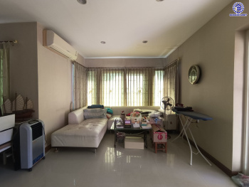 *****บ้านเดี่ยวมือสอง โครงการ ลัดดารมย์ อิลิแกนซ์ พระราม5-2 เนื้อที่กว้าง 113.30 ตร.ว. พื้นที่ใช้สอย 250 ตร.ม. ฟังก์ชัน 3 ห้องนอน 4 ห้องน้ำ 2 ที่จอดรถ แถมฟรี! เครื่องปรับอากาศ, เครื่องทำน้ำอุ่น, เครื่องดูดควัน และเตาไฟฟ้า บนทำเลเดินสะดวก เชื่อมต่อถนนนครอินทร์ ถนนราชพฤกษ์ ถนนกาญจนาภิเษก ใกล้รถไฟฟ้าสายสีม่วง "สถานีไทรม้า"