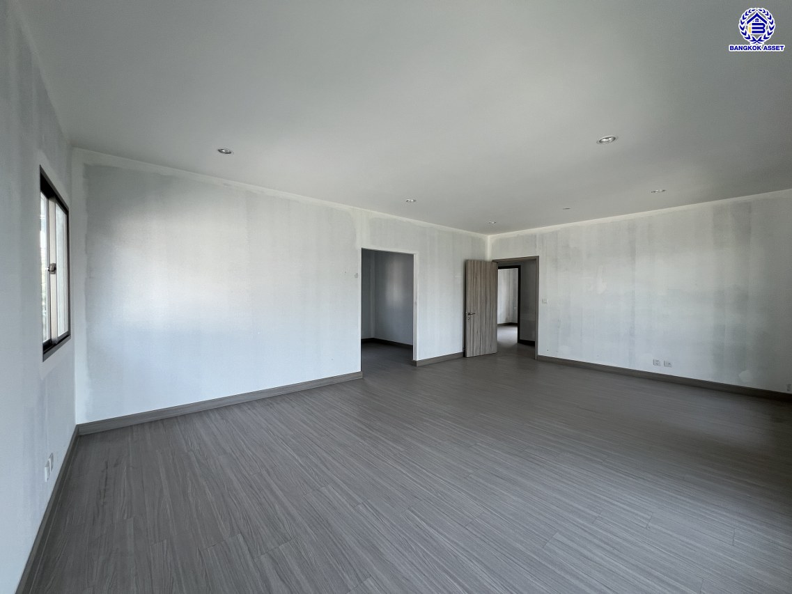 *****บ้านเดี่ยวมือสองนนทบุรี โครงการ เดอะปาล์ม แจ้งวัฒนะ-ชัยพฤกษ์ เนื้อที่กว้าง 69.60 ตร.ว. พื้นที่ใช้สอย 263 ตร.ม. ฟังก์ชัน 4 ห้องนอน 4 ห้องน้ำ 3 ที่จอดรถ บนทำเลแห่งการเดินทาง เชื่อมต่อถนนแจ้งวัฒนะ, ถนนชัยพฤกษ์, ถนนติวานนท์ และใกล้เมเจอร์ ฮอลลีวูด ปากเกร็ด และเซ็นทรัล แจ้งวัฒนะ จองเลย!