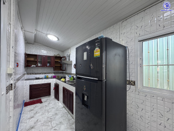 *****ทาวน์เฮ้าส์มือสอง นนทบุรี โครงการ ปิยะนันท์ กาญจนาภิเษก เนื้อที่ 18.7 ตร.ว. พื้นที่ใช้สอย 138 ตร.ม. ฟังก์ชัน 2 ห้องนอน 2 ห้องน้ำ 1 ที่จอดรถ บนทำเลเชื่อมต่อหลายเส้นทางทั้งกาญจนาภิเษก, ถนนบรมราชชนนี, ถนนพุทธมณฑล, ถนนนครอินทร์ ใกล้ทางด่วน "ศรีรัช" เซ็นทรัล เวสต์วิลล์ และเซ็นทรัล เวสต์เกต