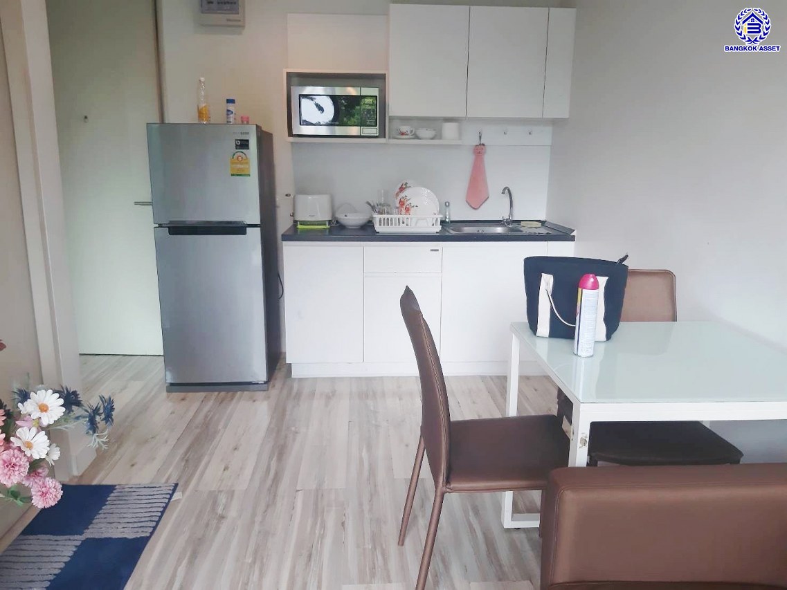 *****คอนโดมิเนียมมือสองนนทบุรี โครงการ สัมมากร เอสเก้า คอนโดมิเนียม รัตนาธิเบศร์ พื้นที่ใช้สอย 26.83 ตร.ม. ฟังก์ชัน 1 ห้องนอน 1 ห้องน้ำ พร้อมเข้าอยู่อาศัย บนทำเลเดินทางสะดวก เชื่อมต่อถนนรัตนาธิเบศร์ ถนนบางกรวย-ไทรน้อย ถนนราชพฤกษ์ ใกล้รถไฟฟ้าสายสีม่วง "สถานีบางรักน้อย"