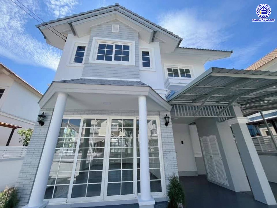 บ้านเดี่ยวมือสอง โครงการ เนเบอร์โฮม วัชรพล เนื้อที่ 51.50 ตร.ว. พื้นที่ใช้สอย 154 ตร.ม. ฟังก์ชัน 3 ห้องนอน 3 ห้องน้ำ 2 ที่จอดรถ แถมฟรี! เครื่องปรับอากาศ, เครื่องทำน้ำอุ่น บนทำเลศักยภาพ เดินทางสะดวกเชื่อมต่อถนนสุขาภิบาล5 ถนนวัชรพล ถนนรามอินทรา ใกล้ห้างสรรพสินค้า Fashion Island และจุดขึ้นทางด่วน "รามอินทรา-อาจณรงค์"...