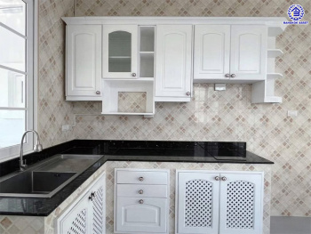 บ้านเดี่ยวมือสอง โครงการ เนเบอร์โฮม วัชรพล เนื้อที่ 51.50 ตร.ว. พื้นที่ใช้สอย 154 ตร.ม. ฟังก์ชัน 3 ห้องนอน 3 ห้องน้ำ 2 ที่จอดรถ แถมฟรี! เครื่องปรับอากาศ, เครื่องทำน้ำอุ่น บนทำเลศักยภาพ เดินทางสะดวกเชื่อมต่อถนนสุขาภิบาล5 ถนนวัชรพล ถนนรามอินทรา ใกล้ห้างสรรพสินค้า Fashion Island และจุดขึ้นทางด่วน "รามอินทรา-อาจณรงค์"...