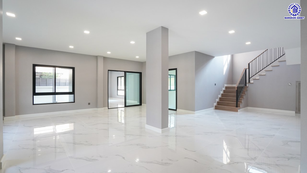 บ้านมือสองตกแต่งใหม่ โครงการ บ้านสวนพุทธมณฑล พุทธมณฑลสาย1 หลังมุม เนื้อที่ 126.7 ตร.ว. พื้นที่ใช้สอย 458.18 ตร.ม. ฟังก์ชัน 4 ห้องนอน 5 ห้องน้ำ 1 ห้องอเนกประสงค์ 1 ห้องแม่บ้าน จอดรถได้ 3 คัน บนทำเลเดินทางสะดวก ติดถนนพุทธมณฑลสาย1 เชื่อมต่อถนนบรมราชชนนี ใกล้ทางด่วน "คู่ขนานลอยฟ้าบรมราชชนนี" และเซ็นทรัล ปิ่นเกล้า