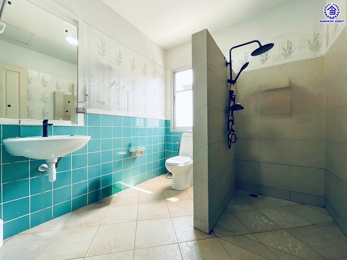 *****บ้านเดี่ยวมือสองปทุมธานี โครงการ ดิสคอฟเวอรี่ บาหลีก้า ลำลูกกา เนื้อที่ 68.20 ตร.ว. พื้นที่ใช้สอย 160 ตร.ม. ฟังก์ชัน 3 ห้องนอน 3 ห้องน้ำ จอดรถได้ 2 คัน พร้อมแถมฟรี! เครื่องปรับอากาศ บนทำเลดีที่สุด เชื่อมต่อถนนพระองค์เจ้าสาย4, ถนนลำลูกกา, ถนนรังสิต-นครนายก ใกล้ฟิวเจอร์พารค์รังสิต