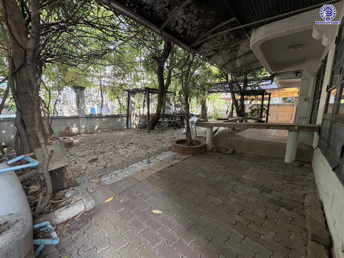 *****บ้านเดี่ยวมือสอง โครงการ ชวนชื่นกรีนวิลล์ พุทธมณฑลสาย2 เนื้อที่ 68 ตร.ว. พื้นที่ใช้สอย 200 ตร.ม. 4 ห้องนอน 3 ห้องน้ำ 3 ที่จอดรถ บนทำเลศักยภาพ เชื่อมต่อ ถ.พุทธมณฑลสาย2 และ ถ.กาญจนาภิเษก ใกล้ทางคู่ขนานลอยฟ้าบรมราชชนนี, เซ็นทรัลปิ่นเกล้า และ ใกล้มหาวิทยาลัยมหิดล