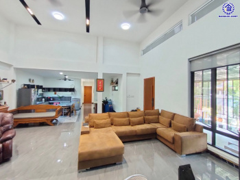 บ้านเดี่ยวมือสอง โครงการ ซอยคลองวัฒนา พุทธมณฑลสาย4 หลังริม เนื้อที่ 119 ตร.ว. พื้นที่ 225.18 ตร.ม. ฟังก์ชัน 3 ห้องนอน 3 ห้องน้ำ 3 ที่จอดรถ บ้านสภาพพร้อมอยู่ บนทำเลเดินทางเข้า-ออกในเมืองสะดวก เชื่อมต่อถนนบรมราชชนนี ถนนพุทธมณฑลสาย5 ถนนเพชรเกษม จองเลย!