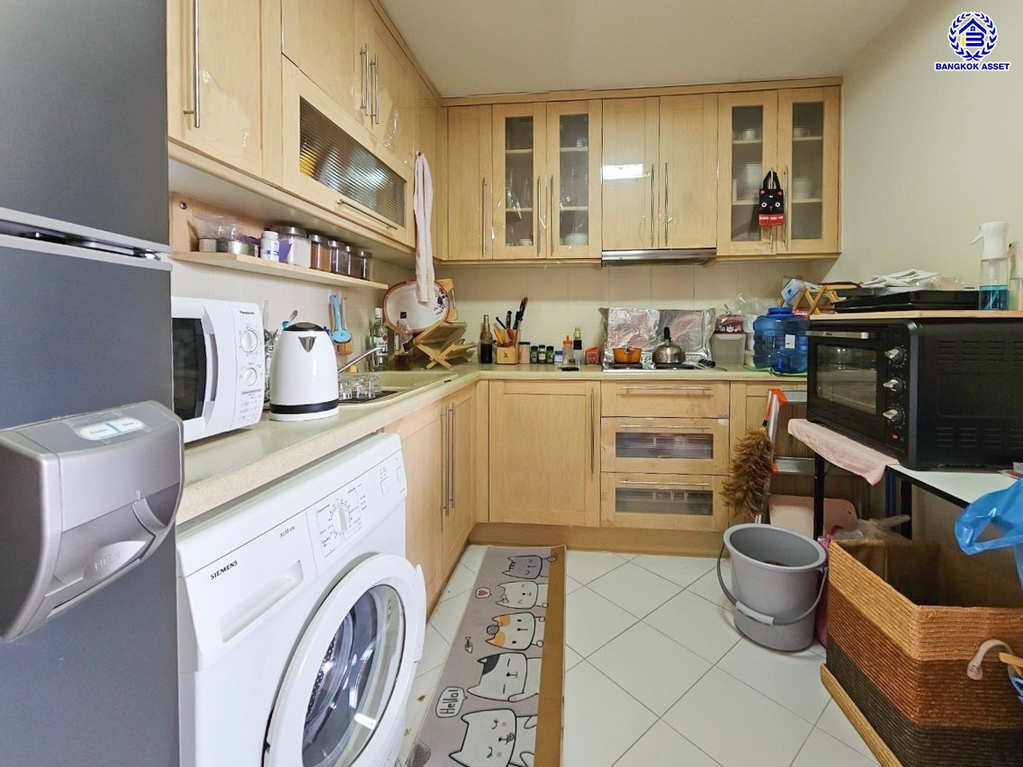 *****คอนโดมิเนียมมือสอง โครงการ ริเวอร์ เฮฟเว่น คอนโดมิเนียม พื้นที่ใช้สอย 92.25 ตร.ม. ฟังก์ชัน 2 ห้องนอน 2 ห้องน้ำ แถมฟรี! เครื่องปรับอากาศ, เครื่องทำน้ำอุ่น บนทำเลเดินทางสะดวก เชื่อมต่อถนนเจริญกรุง, ถนนพระราม3, ถนนมไหสวรรย์, ถนนเจริญราษฎร์, ถนนจันทน์ ใกล้รถไฟฟ้าเขียวเข้ม "สถานีสะพานตากสิน" และจุดขึ้นทางด่วน "พระราม3"