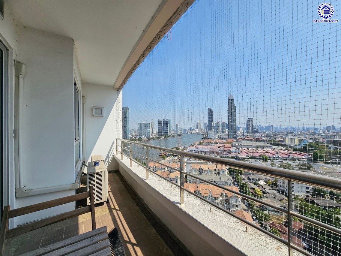 *****คอนโดมิเนียมมือสอง โครงการ ริเวอร์ เฮฟเว่น คอนโดมิเนียม พื้นที่ใช้สอย 92.25 ตร.ม. ฟังก์ชัน 2 ห้องนอน 2 ห้องน้ำ แถมฟรี! เครื่องปรับอากาศ, เครื่องทำน้ำอุ่น บนทำเลเดินทางสะดวก เชื่อมต่อถนนเจริญกรุง, ถนนพระราม3, ถนนมไหสวรรย์, ถนนเจริญราษฎร์, ถนนจันทน์ ใกล้รถไฟฟ้าเขียวเข้ม "สถานีสะพานตากสิน" และจุดขึ้นทางด่วน "พระราม3"