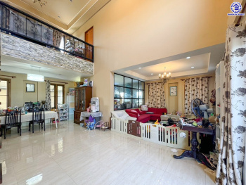 บ้านเดี่ยวมือสอง โครงการ กฤษดานคร18 พุทธมณฑลสาย3 เนื้อที่ 99 ตร.ว. บนพื้นที่ใช้สอย 250 ตร.ม. ฟังก์ชัน 3 ห้องนอน 4 ห้องน้ำ จอดรถได้ 5 คัน แถมฟรี! เครื่องปรับอากาศ, เครื่องทำน้ำอุ่น บนทำเลศักยภาพเชื่อมต่อถนนพุทธมณฑลสาย3, ถนนบรมราชชนนี, ถนนอุทยาน, ถนนอักษะ, ถนนพุทธมณฑลสาย2 ใกล้จุดขึ้นทางด่วน "ศรีรัช" ใกล้เซ็นทรัลปิ่นเกล้า และมหาวิทยาลัยมหิดล