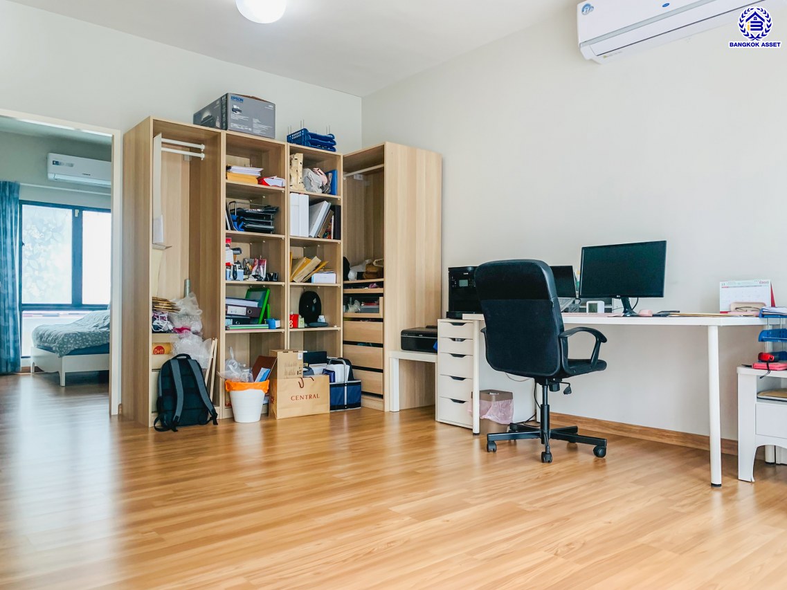 *****ทาวน์โฮมมือสองกรุงเทพฯ โครงการ เฌอคูน สาทร-ราชพฤกษ์ เนื้อที่กว้าง 21.40 ตร.ว. พื้นที่ใช้สอย 150 ตร.ม. ฟังก์ชัน 3 ห้องนอน 3 ห้องน้ำ 2 ที่จอดรถ แถมฟรี! เครื่องปรับอากาศ, เครื่องทำน้ำอุ่น พร้อมเข้าอยู่ บนทำเลเชื่อมต่อถนนราชพฤกษ์, ถนนกาญจนาภิเษก, ถนนบรมราชชนนี และใกล้รถไฟฟ้าสายสีแดง "สถานีตลิ่งชัน" จองเลย!