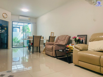 *****ทาวน์โฮมมือสองกรุงเทพฯ โครงการ เฌอคูน สาทร-ราชพฤกษ์ เนื้อที่กว้าง 21.40 ตร.ว. พื้นที่ใช้สอย 150 ตร.ม. ฟังก์ชัน 3 ห้องนอน 3 ห้องน้ำ 2 ที่จอดรถ แถมฟรี! เครื่องปรับอากาศ, เครื่องทำน้ำอุ่น พร้อมเข้าอยู่ บนทำเลเชื่อมต่อถนนราชพฤกษ์, ถนนกาญจนาภิเษก, ถนนบรมราชชนนี และใกล้รถไฟฟ้าสายสีแดง "สถานีตลิ่งชัน" จองเลย!