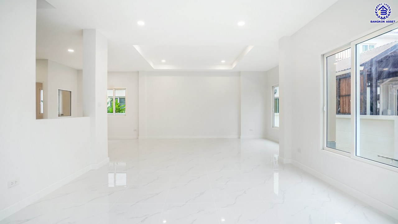 บ้านมือสองตกแต่งใหม่ โครงการ เพอร์เฟคเพลส ราชพฤกษ์ รองรับทุกการใช้งาน บนเนื้อที่ 62 ตร.ว. พื้นที่ใช้สอย 264 ตร.ม. พร้อมฟังก์ชัน 3 ห้องนอน 3 ห้องน้ำ จอดรถได้ 2 คัน บ้านคุณภาพดี บนทำเลติดถนนราชพฤกษ์ เชื่อมต่อถนนรัตนาธิเบศร์ ใกล้รถไฟฟ้าสายสีม่วง "สถานีบางรักน้อยท่าอิฐ" จุดขึ้นทางด่วน "กาญจนาภิเษก" และเซ็นทรัล เวสต์วิลล์...