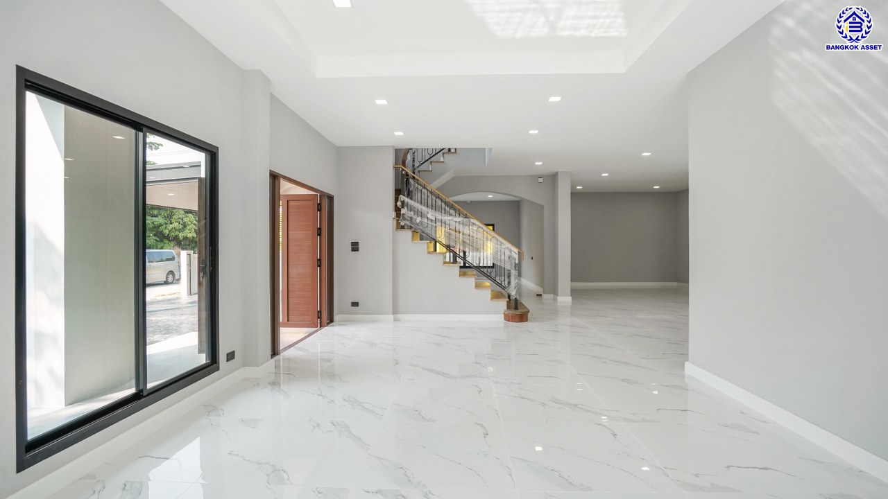 บ้านมือสองตกแต่งใหม่ โครงการ เดอะซิตี้ ปิ่นเกล้า แบรนด์ AP Thai เนื้อที่ 105 ตร.ว. พื้นที่ใช้สอย 497.06 ตร.ม. ฟังก์ชัน 4 ห้องนอน 4 ห้องน้ำ 1 ห้องอเนกประสงค์ 1 ห้องแม่บ้าน 2 ที่จอดรถ พร้อม Facility ภายในโครงการครบครัน บนทำเลที่ดีที่สุด เชื่อมต่อถนนบรมราชชนนี, ถนนพุทธมณฑล ใกล้ทางคู่ขนานลอยฟ้าบรมราชชนนี และเซ็นทรัล ปิ่นเกล้า