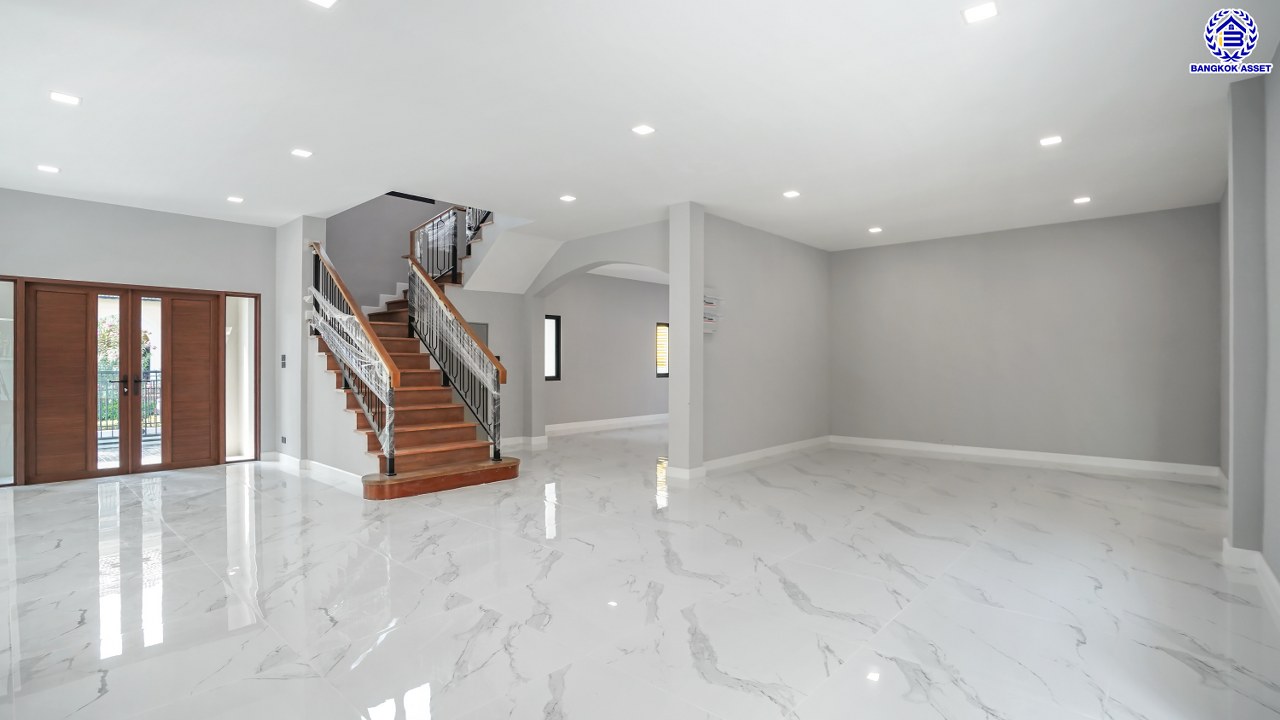 บ้านมือสองตกแต่งใหม่ โครงการ เดอะซิตี้ ปิ่นเกล้า แบรนด์ AP Thai เนื้อที่ 105 ตร.ว. พื้นที่ใช้สอย 497.06 ตร.ม. ฟังก์ชัน 4 ห้องนอน 4 ห้องน้ำ 1 ห้องอเนกประสงค์ 1 ห้องแม่บ้าน 2 ที่จอดรถ พร้อม Facility ภายในโครงการครบครัน บนทำเลที่ดีที่สุด เชื่อมต่อถนนบรมราชชนนี, ถนนพุทธมณฑล ใกล้ทางคู่ขนานลอยฟ้าบรมราชชนนี และเซ็นทรัล ปิ่นเกล้า