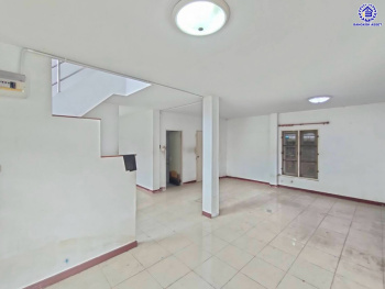 บ้านเดี่ยวมือสองนครปฐม โครงการ กิตติชัย วิลล่า6 บางไผ่-หนองเพรางาม เนื้อที่ 60 ตร.ว. พื้นที่ใช้สอย 180 ตร.ว. ฟังก์ชัน 4 ห้องนอน 2 ห้องน้ำ 1 ที่จอดรถ ทำเลดีเชื่อมต่อ ถนนบางไผ่-หนองเพรางาม, ถนนดาวทอง, ถนนบรมราชชนนี, ถนนพุทธมณฑลสาย4, ถนนศาลาธรรมสพน์ และใกล้มหาวิทยาลัยมหิดล