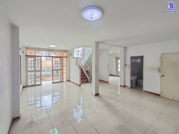 บ้านเดี่ยวมือสองนครปฐม โครงการ กิตติชัย วิลล่า6 บางไผ่-หนองเพรางาม เนื้อที่ 60 ตร.ว. พื้นที่ใช้สอย 180 ตร.ว. ฟังก์ชัน 4 ห้องนอน 2 ห้องน้ำ 1 ที่จอดรถ ทำเลดีเชื่อมต่อ ถนนบางไผ่-หนองเพรางาม, ถนนดาวทอง, ถนนบรมราชชนนี, ถนนพุทธมณฑลสาย4, ถนนศาลาธรรมสพน์ และใกล้มหาวิทยาลัยมหิดล