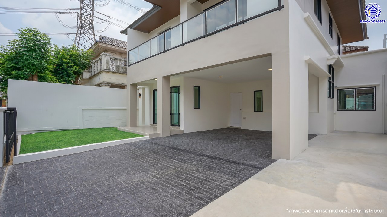 บ้านมือสองตกแต่งใหม่ โครงการ เพอร์เฟคเพลส รามคำแหง จากแบรนด์ พร็อพเพอร์ตี้ เพอร์เฟค บนเนื้อที่ 54 ตร.ว. พื้นที่ใช้สอยกว้างถึง 254.65 ตร.ม. ฟังก์ชันการใช้งาน 4 ห้องนอน 2 ห้องน้ำ จอดรถได้ 2 คัน บนที่สุดแห่งทำเลโซนเมือง เชื่อมต่อถนนรามคำแหง, ถนนสุวินทวงศ์, ถนนศรีนครินทร์-ร่มเกล้า ใกล้สนามบินสุวรรณภูมิ, จุดขึ้นทางด่วนกาญจนาภิเษก วงแหวน (ฝั่งตะวันออก) และทางด่วนกรุงเทพ – ชลบุรี สายใหม่ (มอเตอร์เวย์)