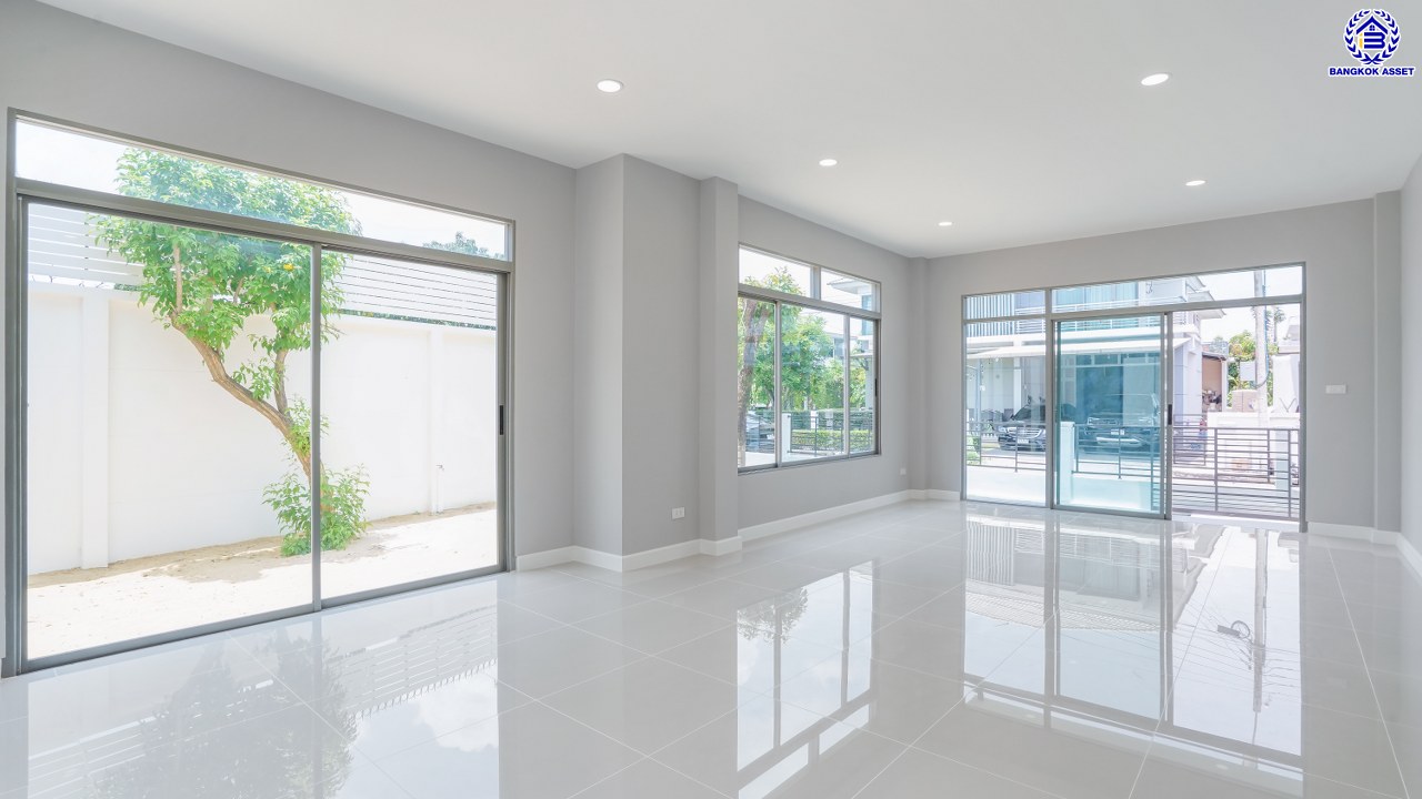 บ้านมือสองตกแต่งใหม่ จาก Property Perfect โครงการ เพอร์เฟคเพลส ราชพฤกษ์ รองรับทุกการใช้งาน บนเนื้อที่ 79.8 ตร.ว. พื้นที่ใช้สอย 281.29 ตร.ม. พร้อมฟังก์ชัน 3 ห้องนอน 3 ห้องน้ำ จอดรถได้ 2 คัน บ้านคุณภาพดี บนทำเลติดถนนราชพฤกษ์ เชื่อมต่อถนนรัตนาธิเบศร์ ใกล้รถไฟฟ้าสายสีม่วง "สถานีบางรักน้อยท่าอิฐ" จุดขึ้นทางด่วน "กาญจนาภิเษก" และเซ็นทรัล เวสต์วิลล์...